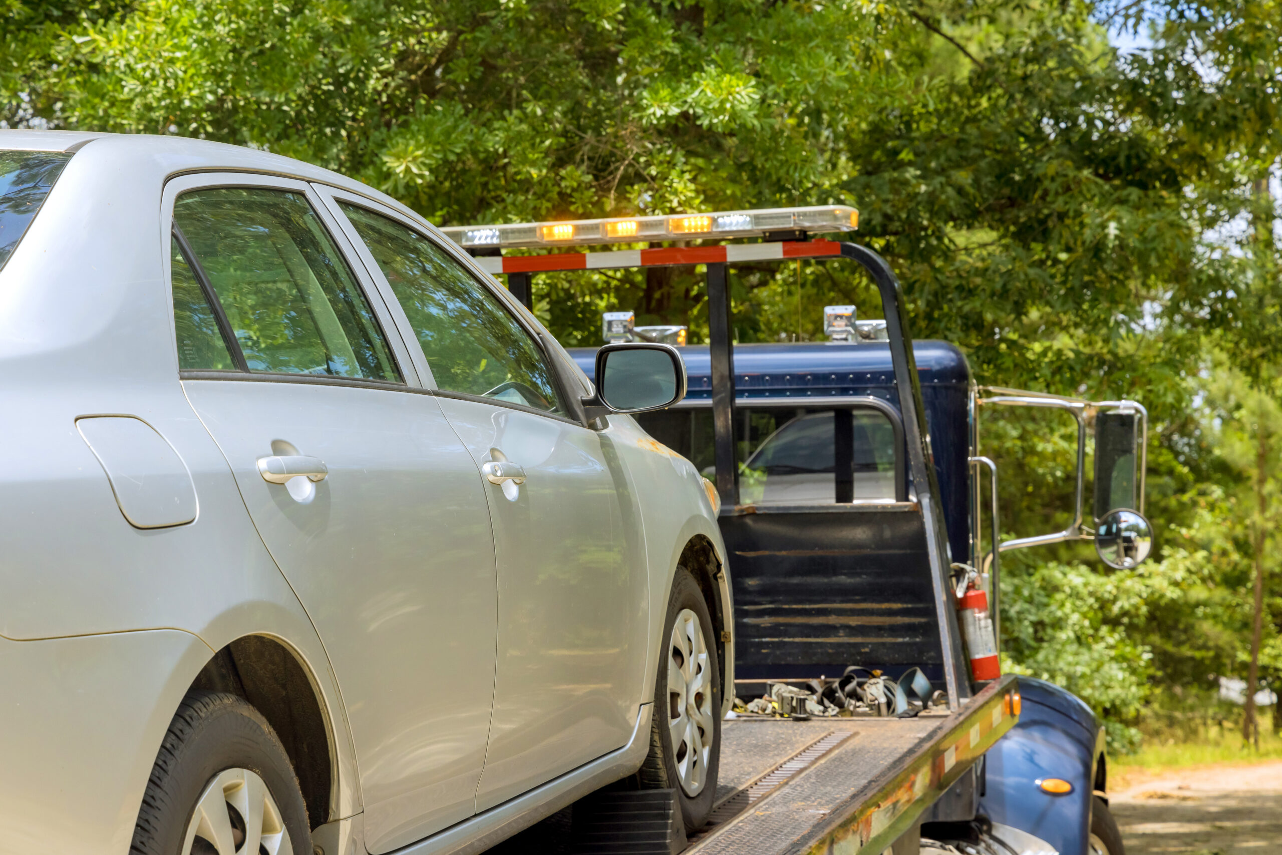 Fuel card and fleet fuel solutions for towing companies, tow trucks, and roadside assistance fleets